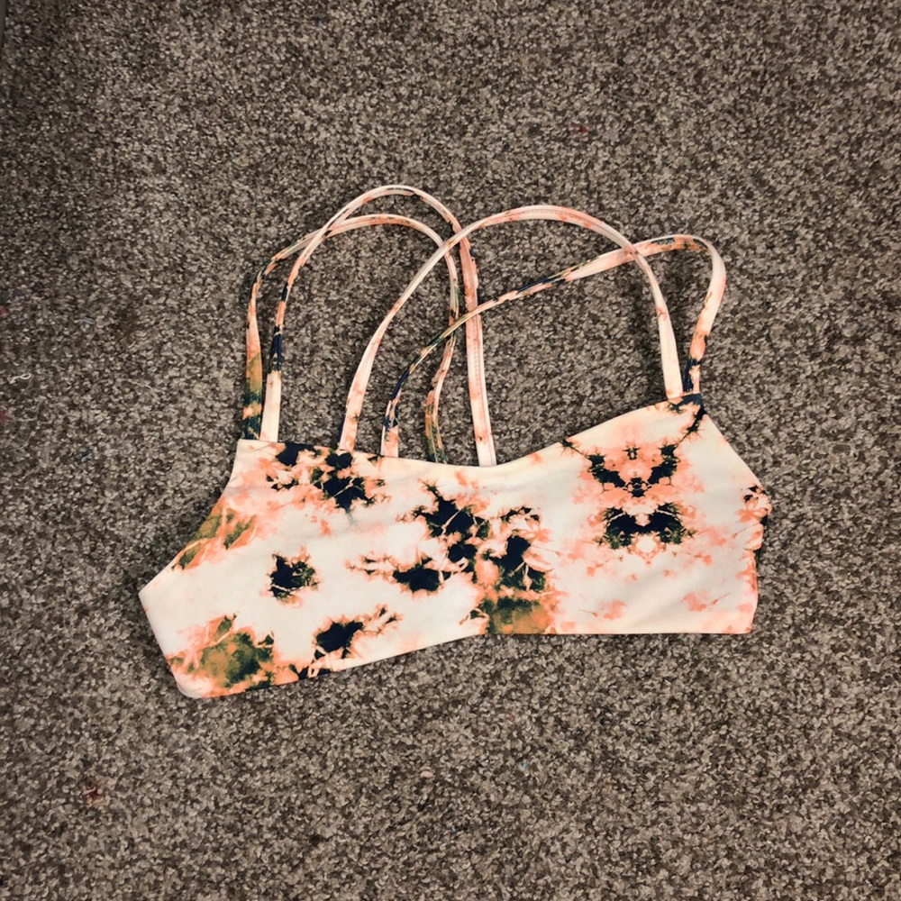 Jolyn top